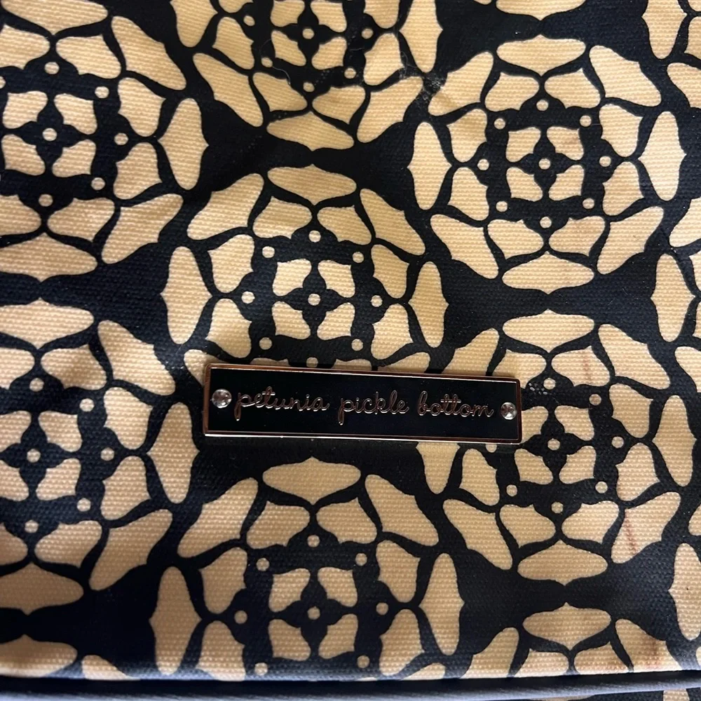 Patterned Black and Gold Women's backpack Bag